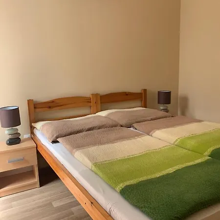 Guest house Fenyves Family And Hajduszoboszlo