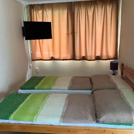 Fenyves Family And Guest house