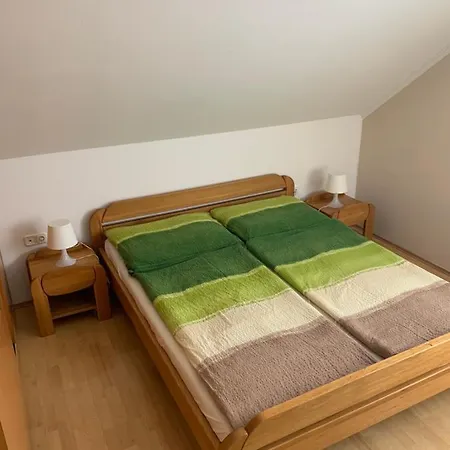 Fenyves Family And Guest house